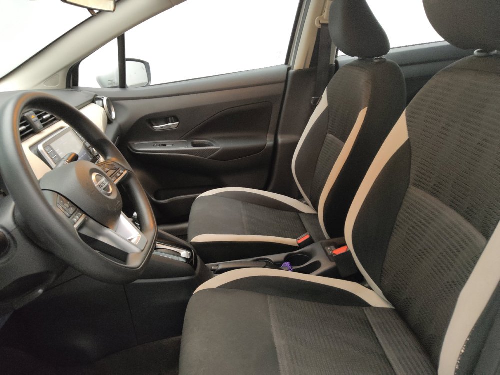 Used 2021 Nissan Versa SV FWD image 17