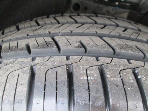 Used 2021 GMC Terrain SLT w/ Infotainment Package II image 9