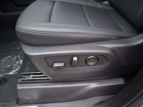 New 2026 GMC Sierra 2500 SLT w/ SLT Convenience Package image 25