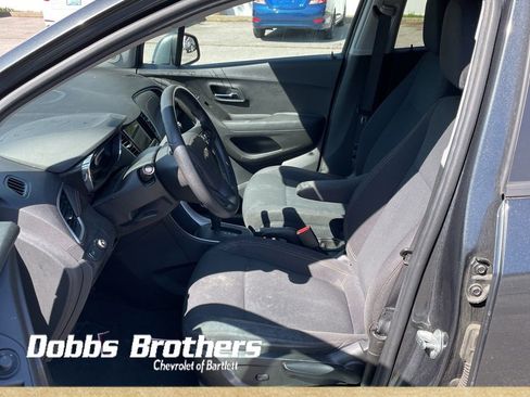 Used 2019 Chevrolet Trax LS w/ Tint and Cruise Package image 9