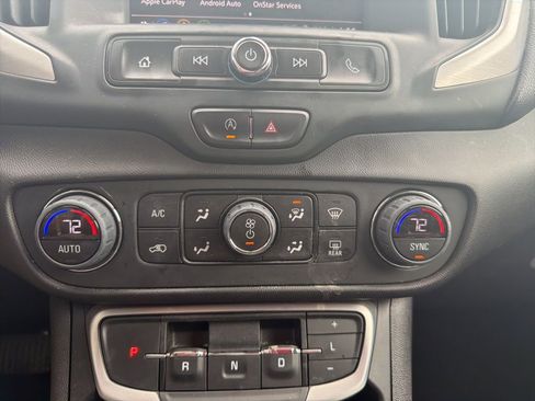 Used 2023 GMC Terrain SLE w/ Driver Convenience Package image 8