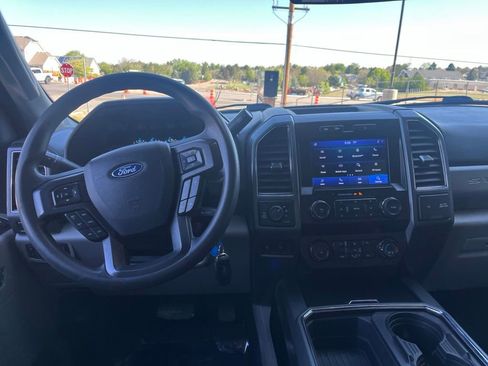 Used 2022 Ford F350 XLT w/ XLT Premium Package AWD/4WD image 10