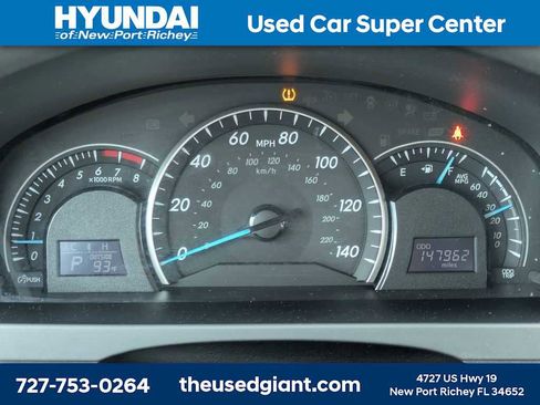 Used 2015 Toyota Camry LE FWD image 29