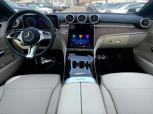 Used 2025 Mercedes-Benz C 300 4MATIC Sedan image 12