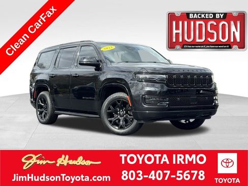 Used 2023 Jeep Wagoneer Series II image 1