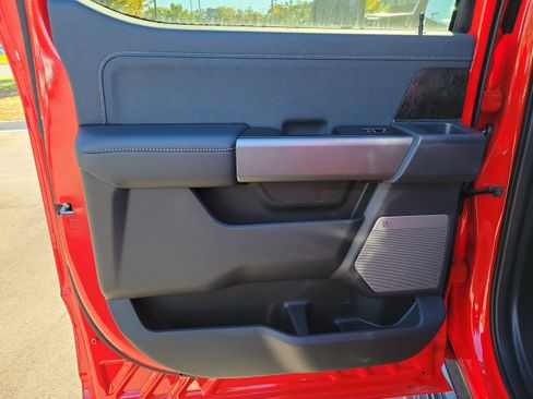 New 2026 Ford F250 Lariat w/ Black Appearance Package image 12