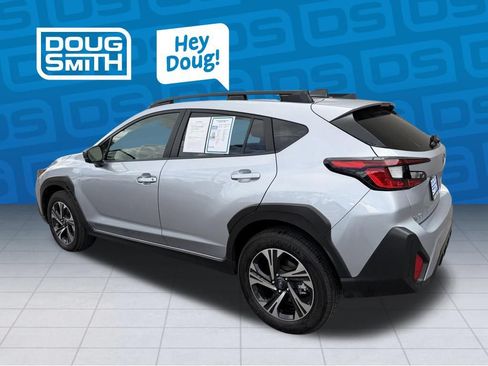 Used 2025 Subaru Crosstrek 2.5i Premium w/ Crosstrek Mirror Package AWD/4WD image 3