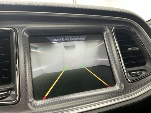 Used 2016 Dodge Challenger SRT Hellcat image 3