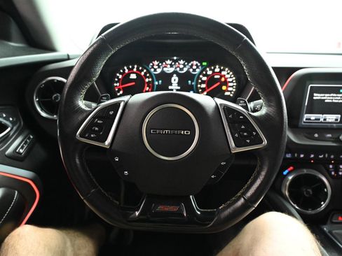 Used 2016 Chevrolet Camaro SS RWD image 27