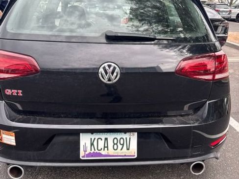 Used 2019 Volkswagen GTI SE w/ SE Experience Package FWD image 9