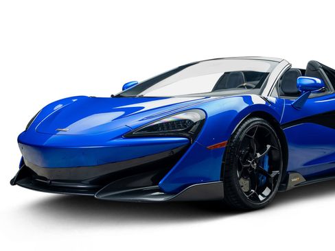 Used 2020 McLaren 600LT Spider RWD image 9