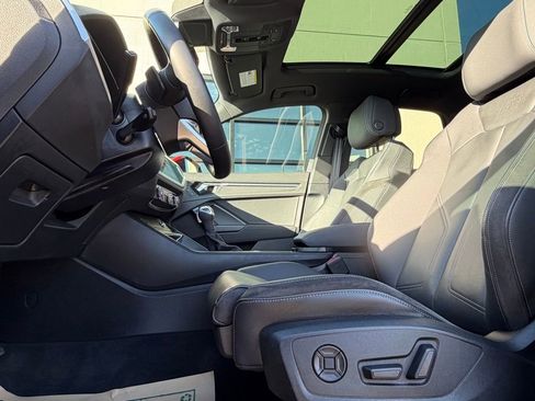 Used 2023 Audi Q3 2.0T Premium Plus image 10