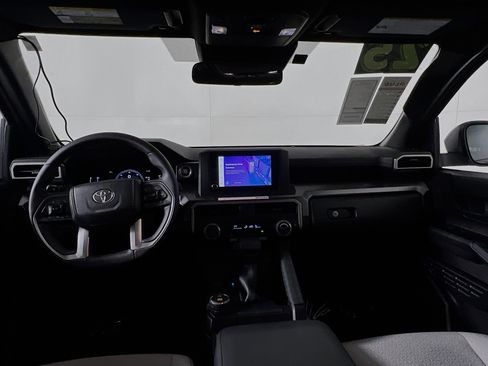 Used 2025 Toyota 4Runner SR5 image 30