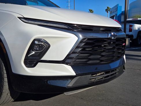 Used 2023 Chevrolet Blazer RS w/ Driver Confidence II Package image 8