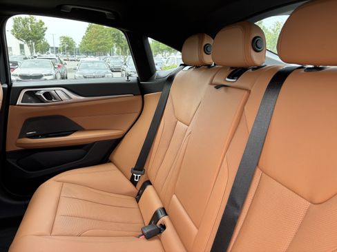 Used 2023 BMW i4 eDrive35 w/ Premium Package RWD image 32