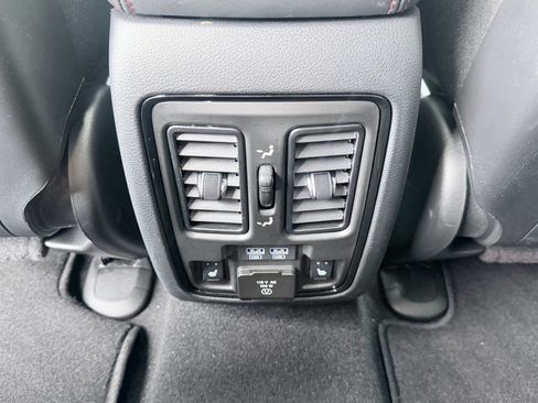 Used 2025 Dodge Durango R/T AWD/4WD image 31