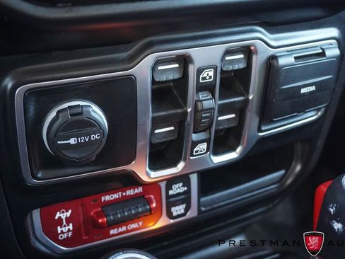 Used 2022 Jeep Gladiator Rubicon w/ LED Lighting Group image 38