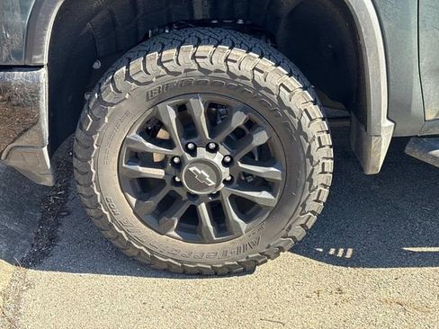 Certified 2025 Chevrolet Silverado 2500 LT w/ Trail Boss Package image 11