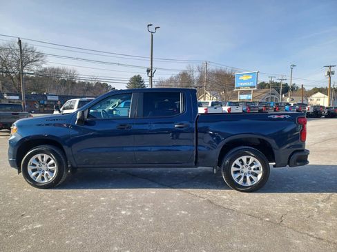 Used 2022 Chevrolet Silverado 1500 Custom w/ LPO, Dark Essentials Package image 7