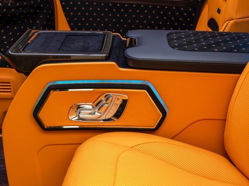 Used 2022 Mercedes-Benz Metris Passenger image 86