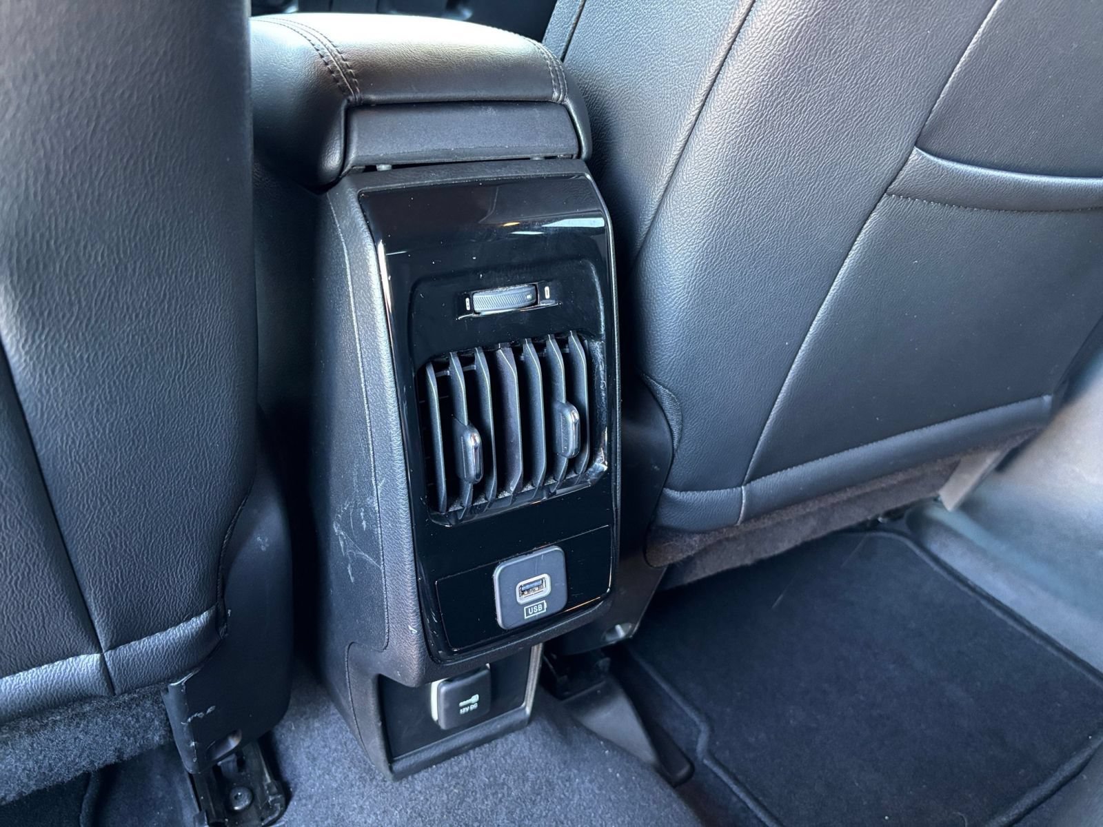 Used 2025 Jeep Compass Limited AWD/4WD image 22