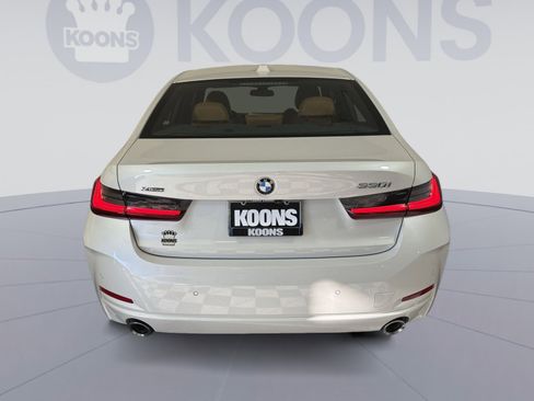 Used 2024 BMW 330i xDrive Sedan w/ Premium Package image 5