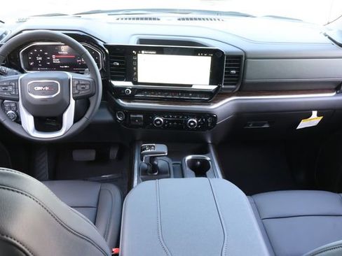 New 2026 GMC Sierra 1500 Elevation w/ Elevation Premium Package AWD/4WD image 18