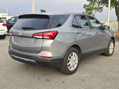 Used 2023 Chevrolet Equinox LT image 3