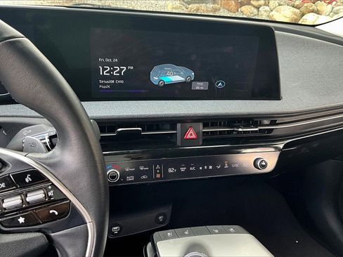 Used 2023 Kia EV6 Wind image 28