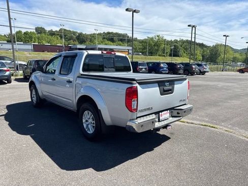 Used 2016 Nissan Frontier SV w/ SV Value Truck Package AWD/4WD image 6