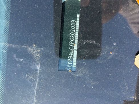 Used 2023 Kia Sorento LX image 9