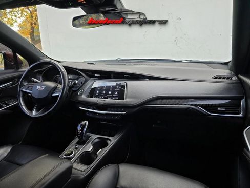 Used 2021 Cadillac XT4 Sport image 19