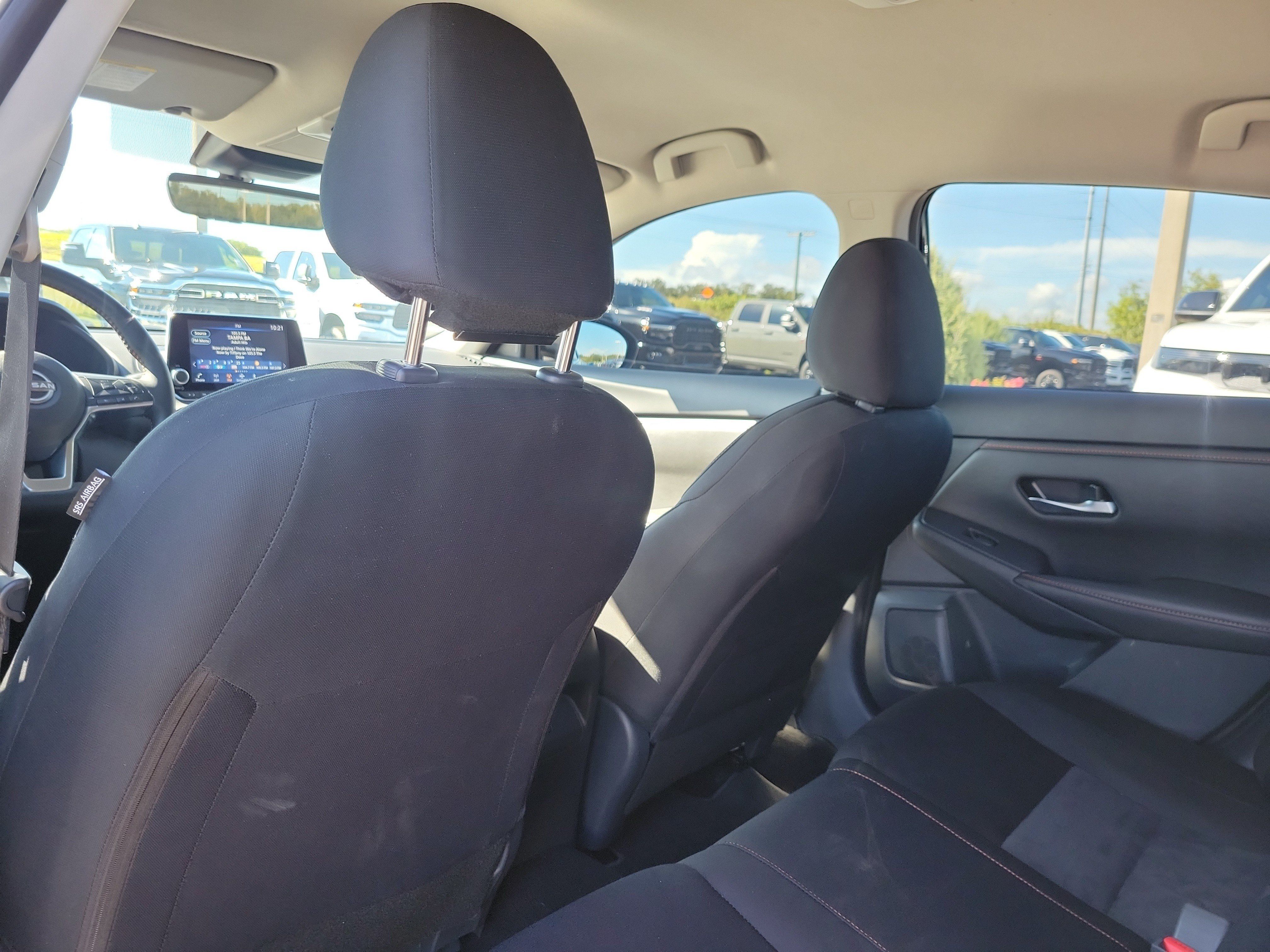 Used 2025 Nissan Sentra SR w/ Midnight Edition FWD image 13