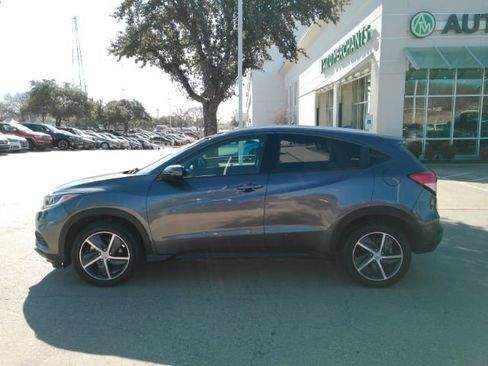 Used 2022 Honda HR-V EX image 14