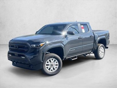 New 2025 Toyota Tacoma SR5