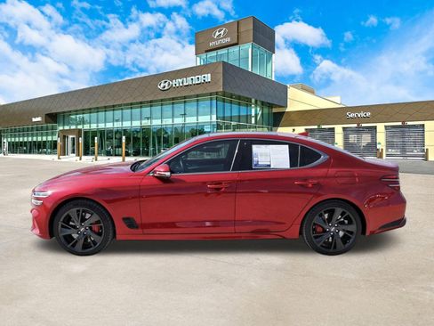 Used 2023 Genesis G70 3.3T w/ Sport Prestige Package image 9