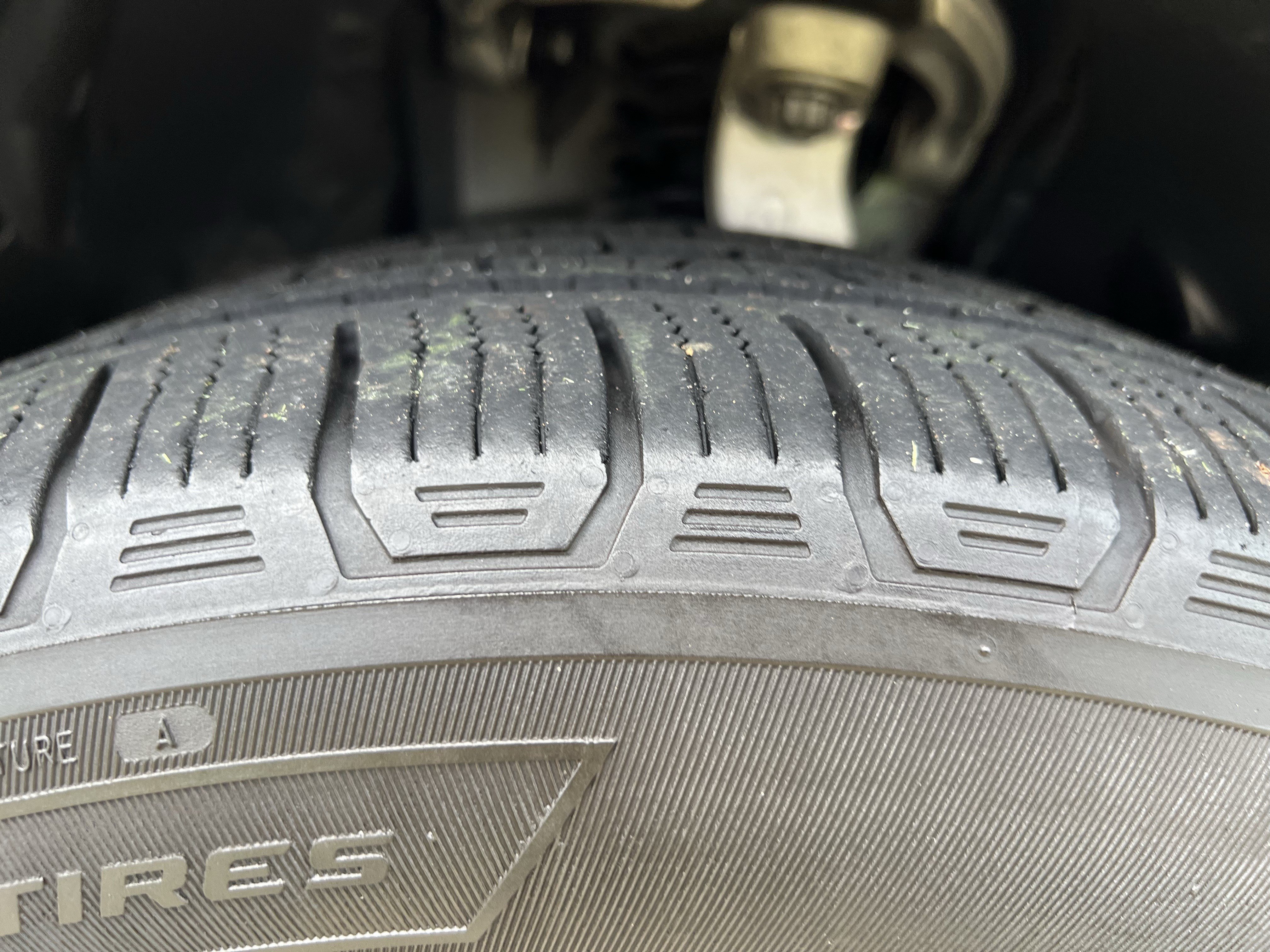 Certified 2025 Mercedes-Benz GLE 450 4MATIC image 12