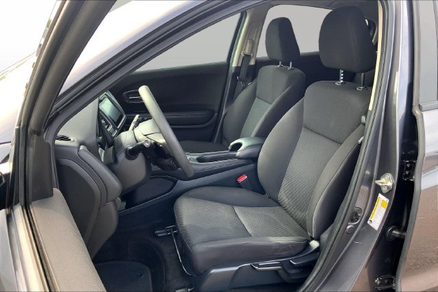 Used 2018 Honda HR-V EX image 17