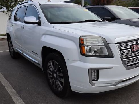 Used 2016 GMC Terrain Denali FWD image 1
