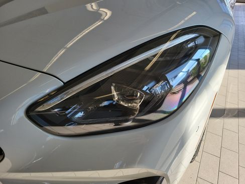 Used 2024 BMW Z4 M40i w/ Premium Package RWD image 9
