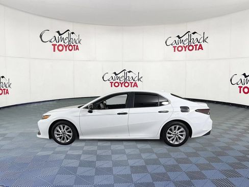 Used 2023 Toyota Camry LE FWD image 5