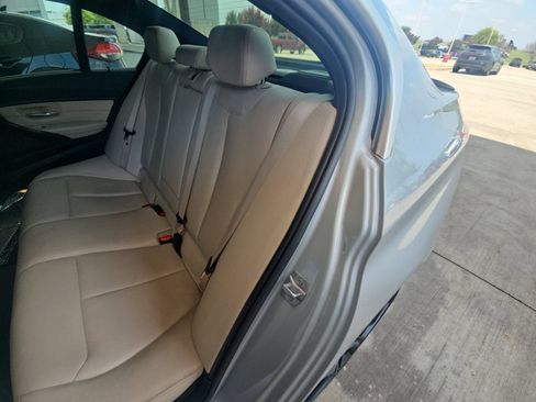 Used 2015 BMW 335i xDrive Sedan AWD/4WD image 12