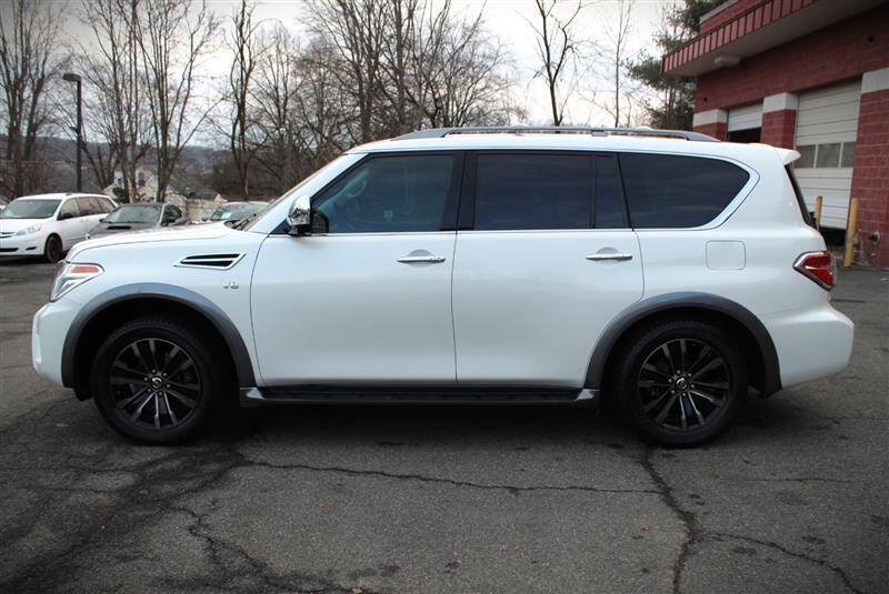 Used 2018 Nissan Armada Platinum w/ Interior Lighting Package AWD/4WD image 2