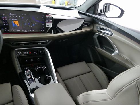 New 2025 Audi Q5 Premium Plus image 25