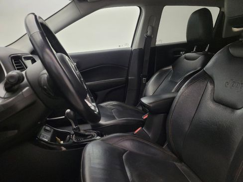 Used 2019 Jeep Compass Limited FWD image 16