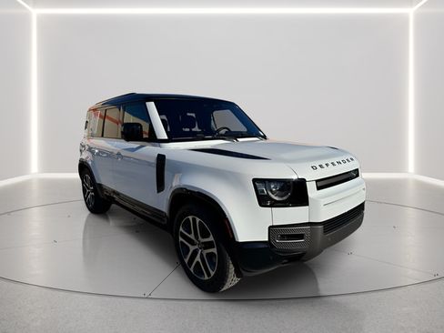 Used 2021 Land Rover Defender 110 X-Dynamic HSE AWD/4WD image 9