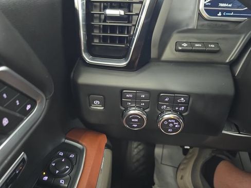 Used 2023 GMC Sierra 1500 Denali Ultimate AWD/4WD image 21