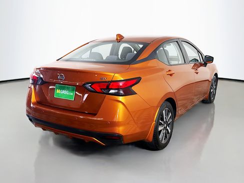 Used 2022 Nissan Versa SV w/ Trunk Package FWD image 10