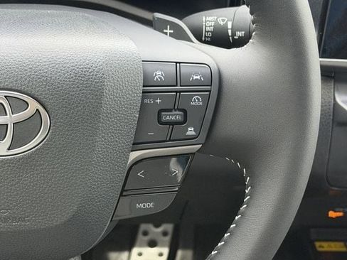 New 2026 Toyota Camry SE image 15