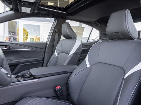 New 2026 Toyota Camry SE FWD image 9